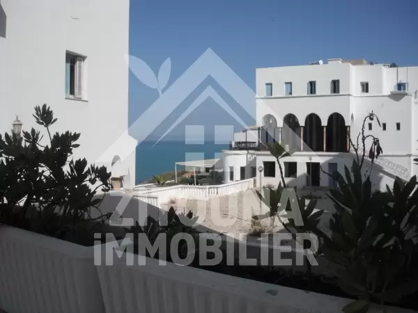 Un appartement avec une trés belle vue