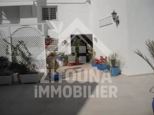 Un appartement avec une trés belle vue