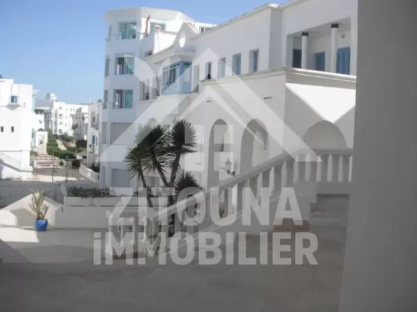 Un appartement avec une trés belle vue