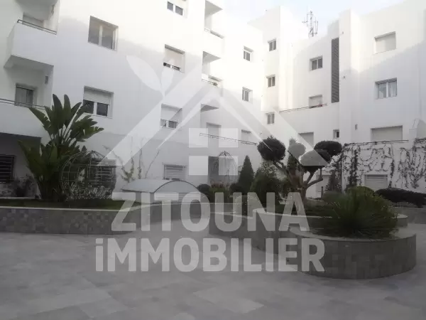 Appartement entiérement meublé