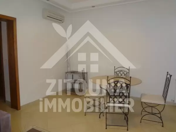 Appartement entiérement meublé