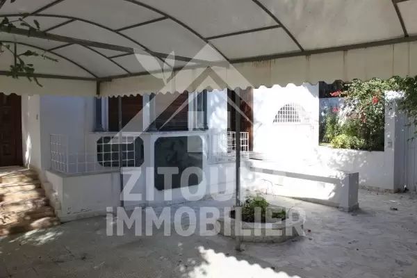 Villa à louer à la Marsa