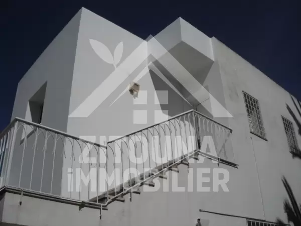 Etage de villa à louer à la Marsa