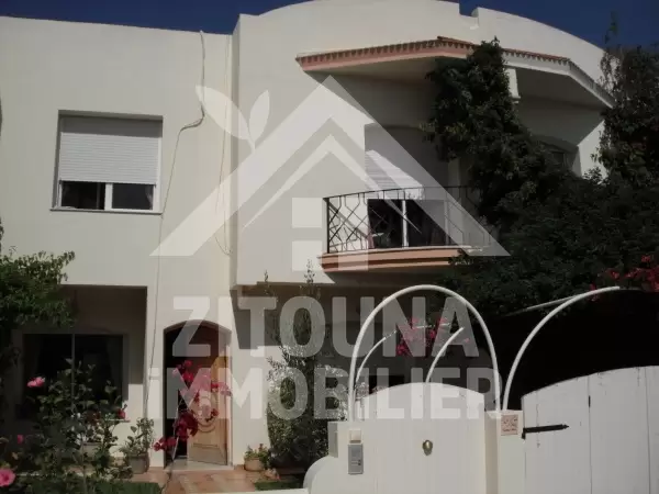 Duplex entierement meublé à louer