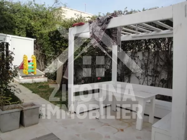 Duplex meublé à louer avec piscine