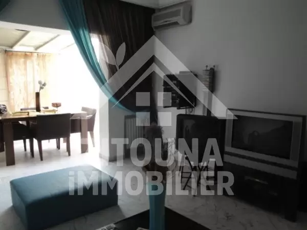 Duplex meublé à louer avec piscine