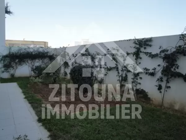 Magnifique appartement de haut standing avec jardin