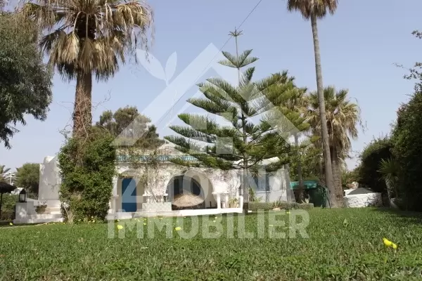 Villa à louer pied dans l'eau
