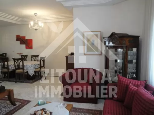 Villa semi meublée à louer Marsa