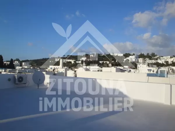 Etage de villa à louer avec piscine