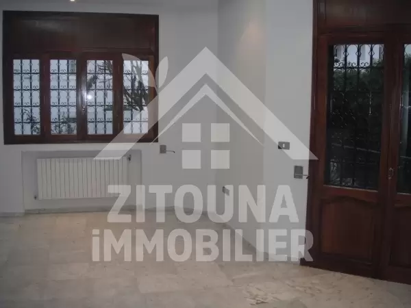 Villa à louer à La Marsa