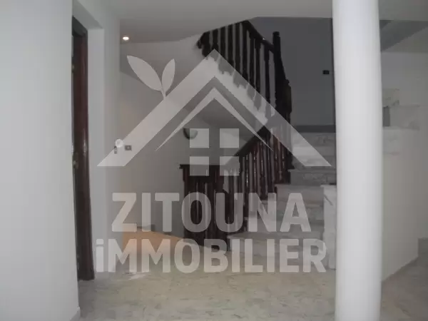 Villa à louer à La Marsa