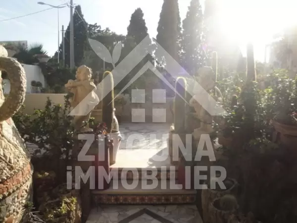 Rez de chaussée de villa à louer