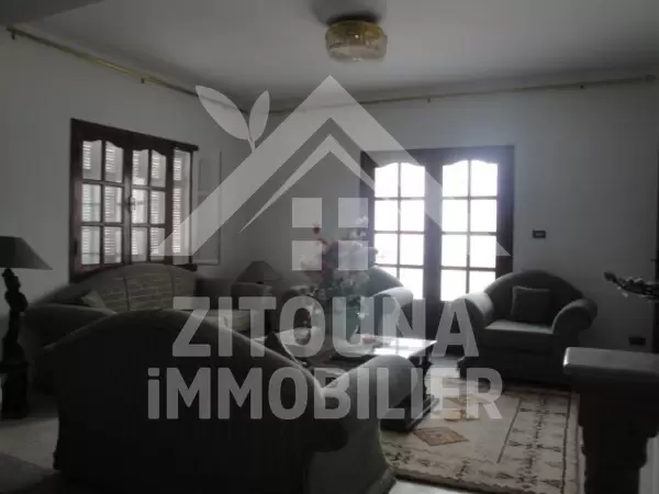 Rez de chaussée à louer