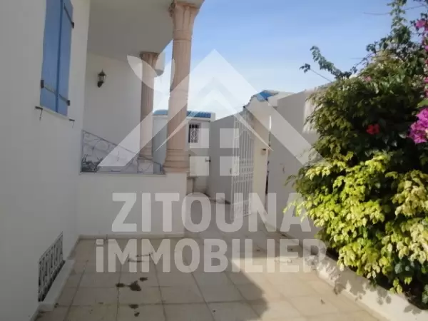 Rez de chaussée meublé à louer à La Marsa