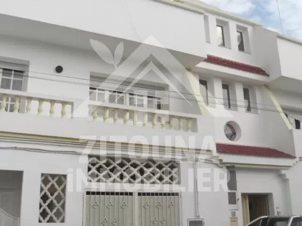 Trois Appartement à vendre à La Soukra