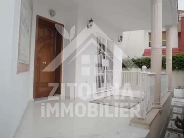 Rez de chaussée à louer à la Marsa