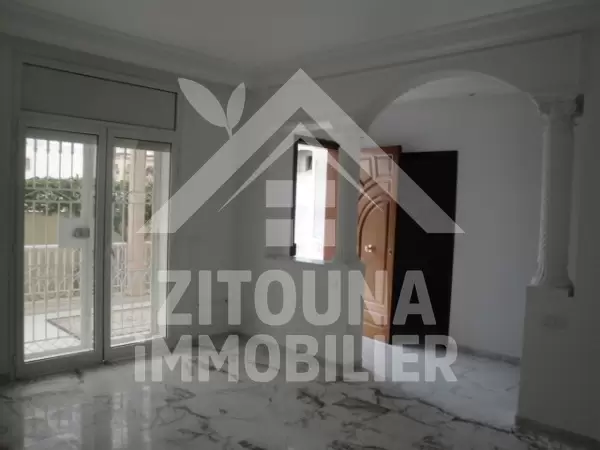 Rez de chaussée à louer à la Marsa