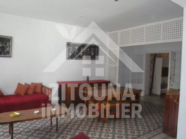 Rez de chaussé de Villa à louer à la Marsa