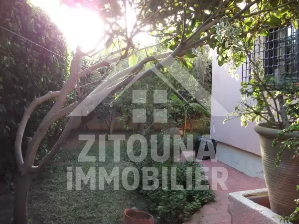 Villa entiérement meublée à Louer à Gammarth