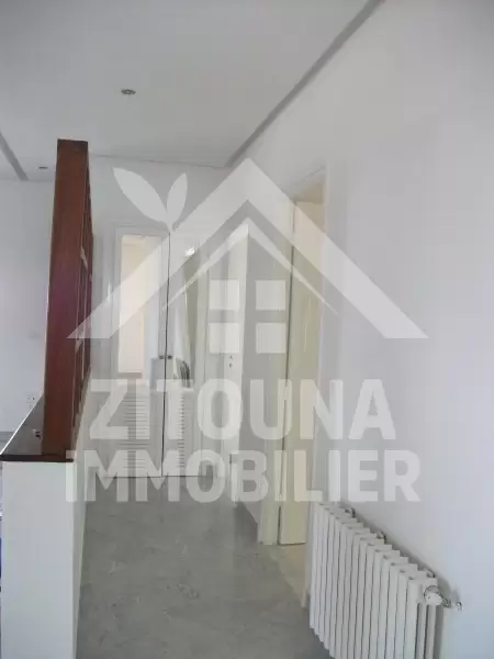 Etage de Villa à louer à La Marsa
