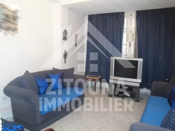 Villa à vendre avec un Commerce au rez de chaussé