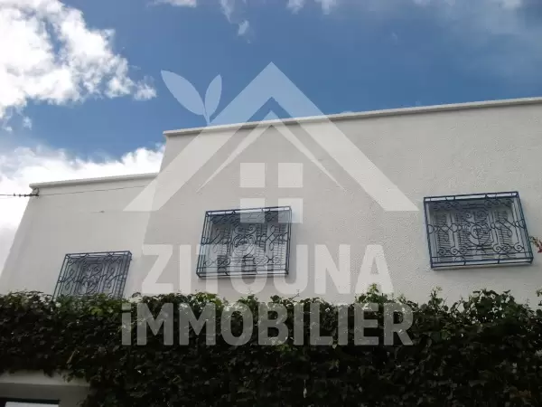 Étage de villa à louer à la Marsa