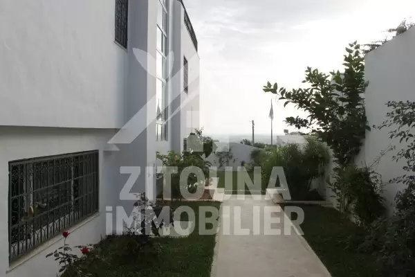 Villa à louer à Gammarth