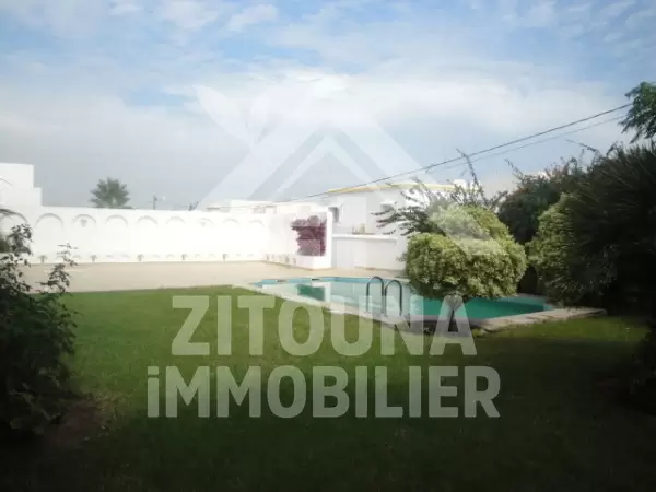 Villa à louer à Gammarth supérieur