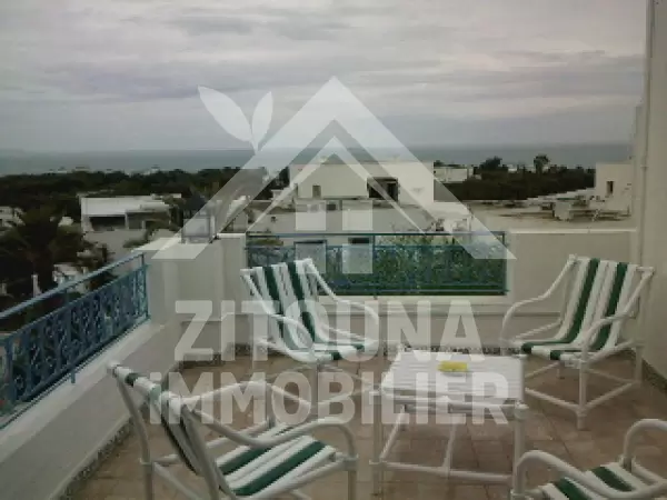 Très beau duplex à louer au Golden Tulipe