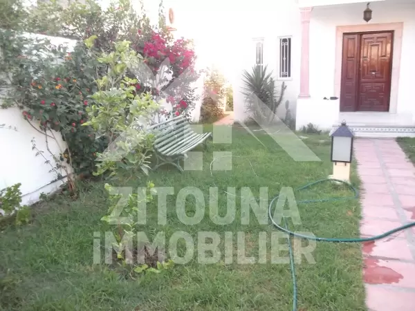 Villa à louer à la Marsa route du Relais