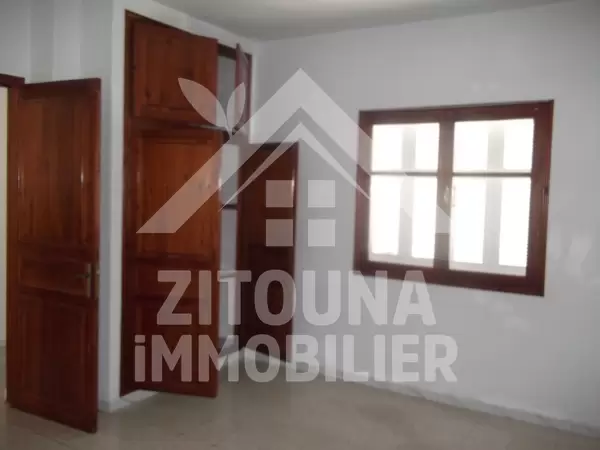 Etage de villa à louer à la Marsa prés du Safsaf