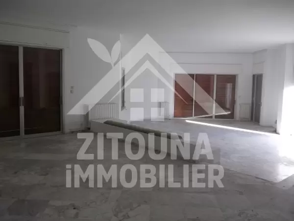 Villa à louer à La Soukra