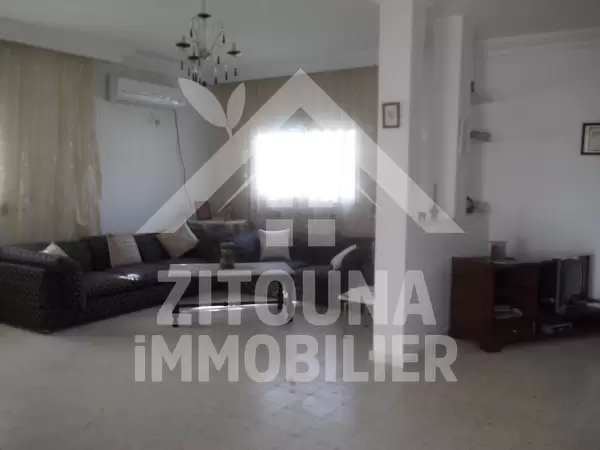 Etage de villa meublé à louer à la Marsa