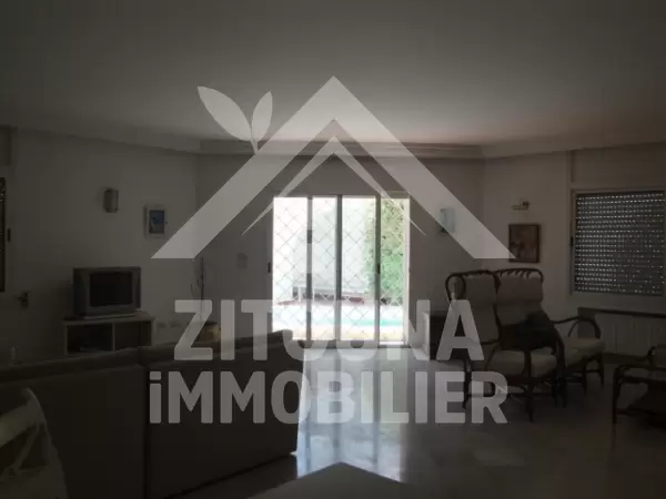 Villa à louer à la Marsa avec piscine