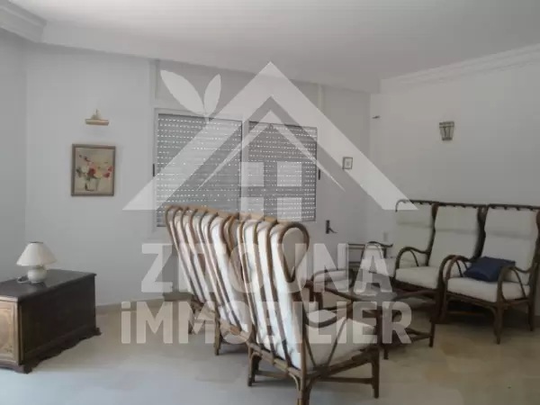 Villa à louer à la Marsa avec piscine