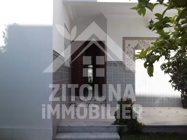 Villa Meublée à louer à la Marsa