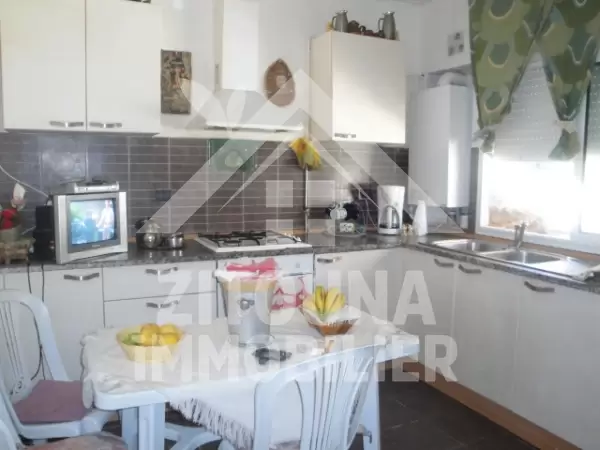Duplex à louer à la marsa