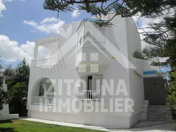 Villa à louer à La Marsa