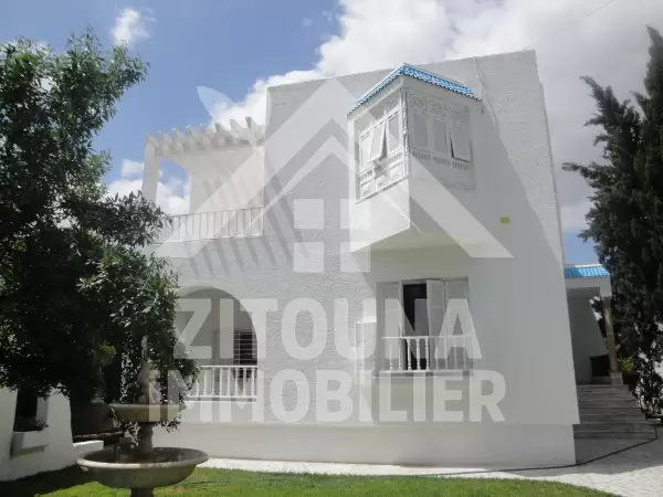 Villa à louer à La Marsa