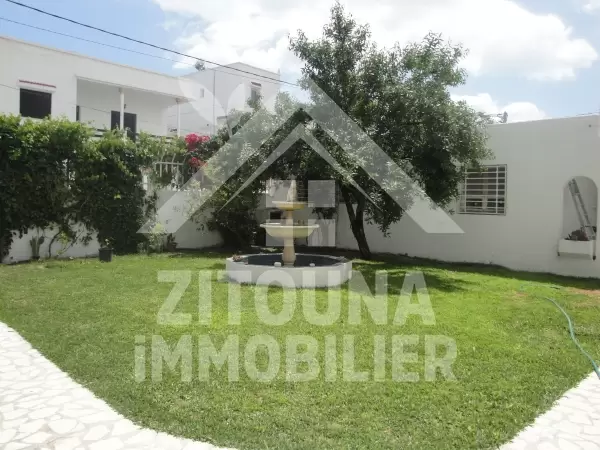 Villa à louer à La Marsa