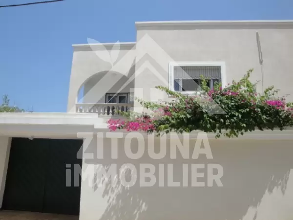 Etage de Villa à louer