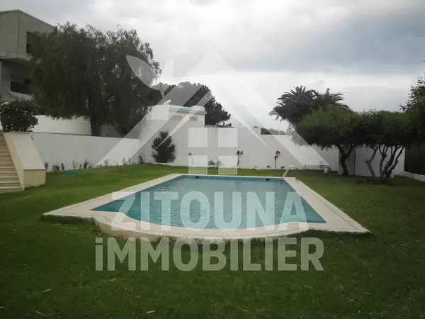 Villa à louer à Gammarth