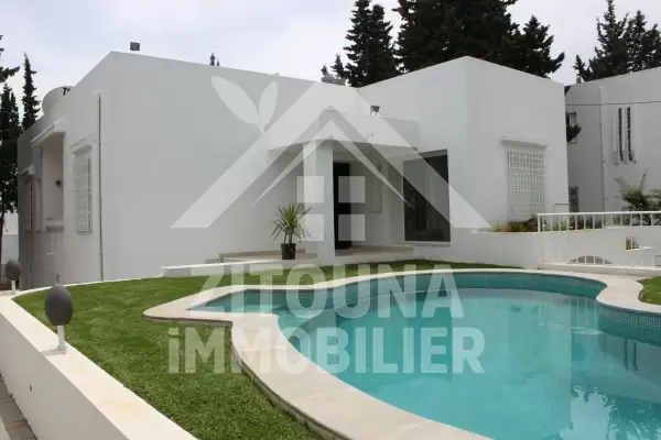 Villa à louer à Gammarth Superieur