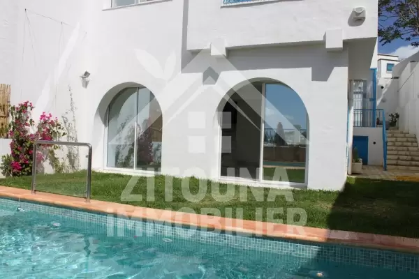 Duplex avec piscine à louer à Sidi Bou Said