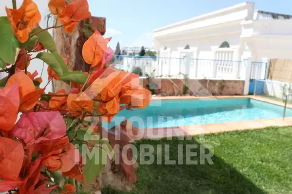 Duplex avec piscine à louer à Sidi Bou Said