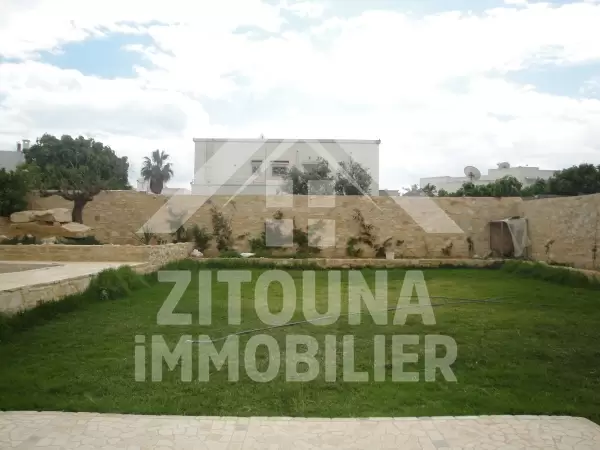 Villa à louer à La Marsa