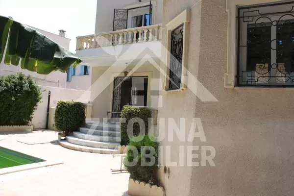 Une Villa haut de gamme à louer à Carthage