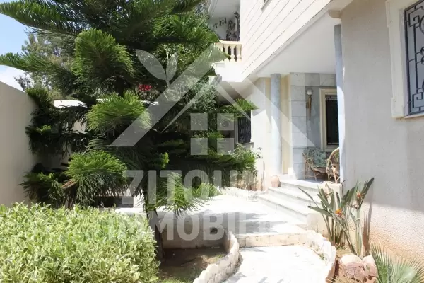 Une Villa haut de gamme à louer à Carthage