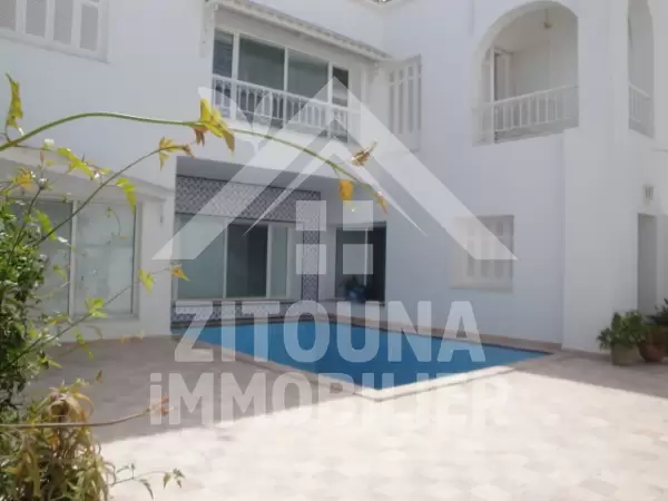 Belle Villa à louer à Gammarth